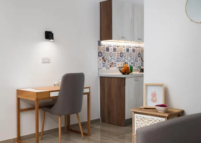 Blue Hues Апартаменты *