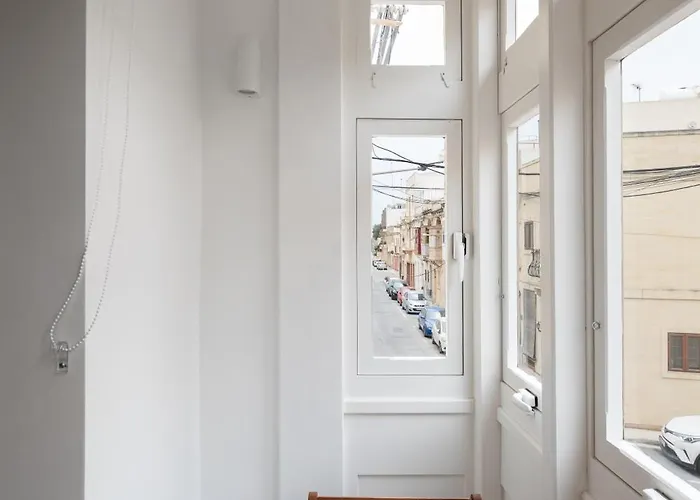 Blue Hues Апартаменты Hamrun