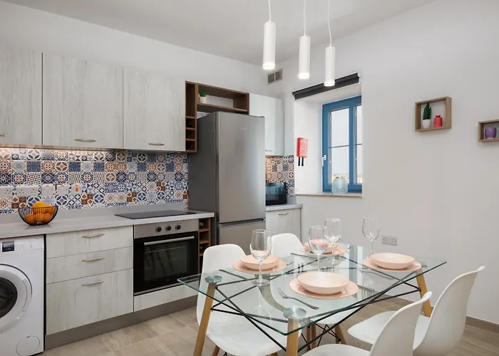 Blue Hues Апартаменты *