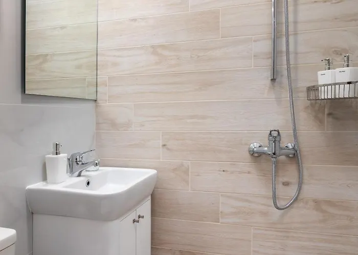 아파트 Blue Hues *